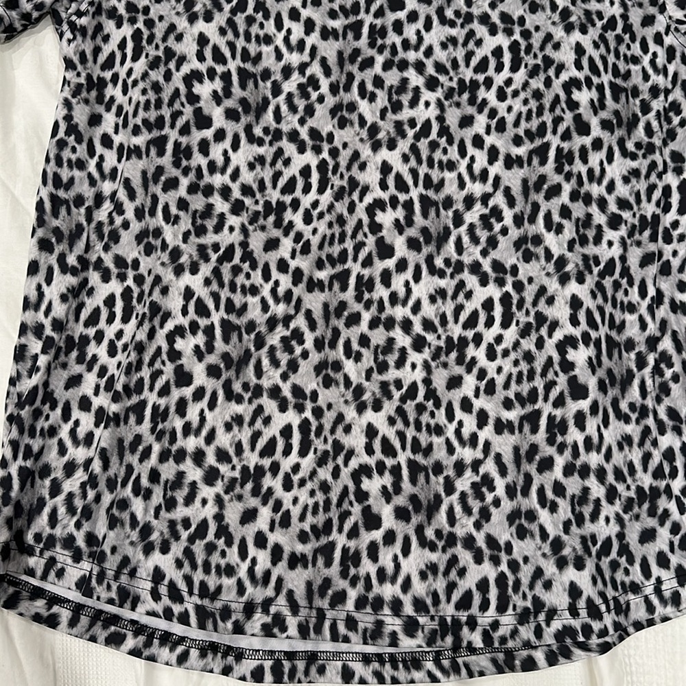 Tallia Sport leopard shirt - Picture 3 of 6